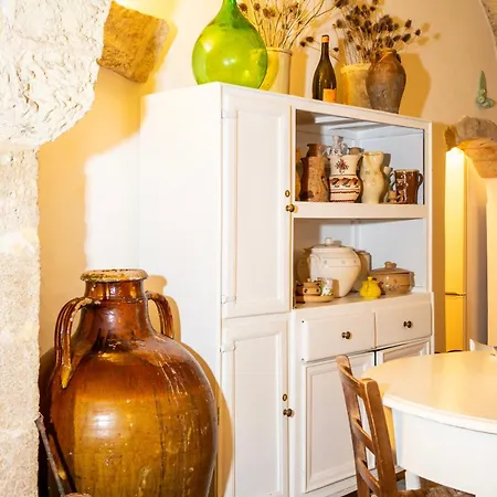 וילה Masseria Falli *